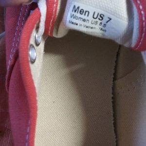 Vans mens 7 womens 8.5